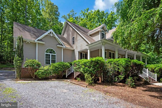 909 EASTOVER PKWY, Locust Grove, VA 22508