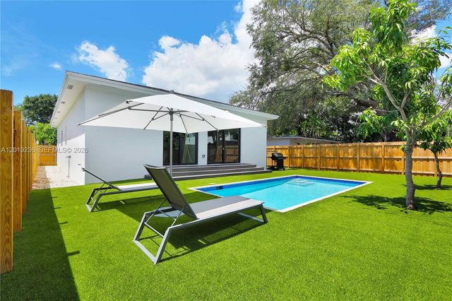 2001 SW 22nd Ter, Miami, FL 33145