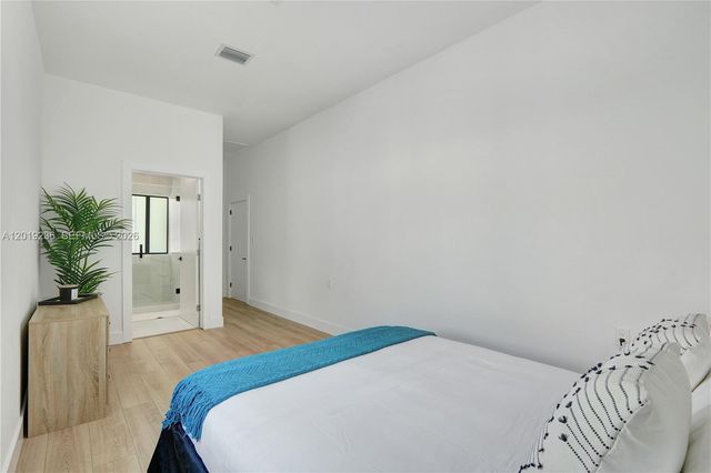 2001 SW 22nd Ter, Miami, FL 33145
