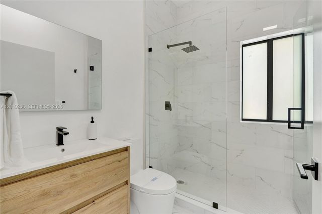 2001 SW 22nd Ter, Miami, FL 33145