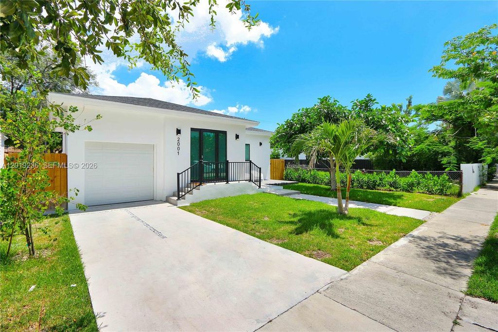 2001 SW 22nd Ter, Miami, FL 33145