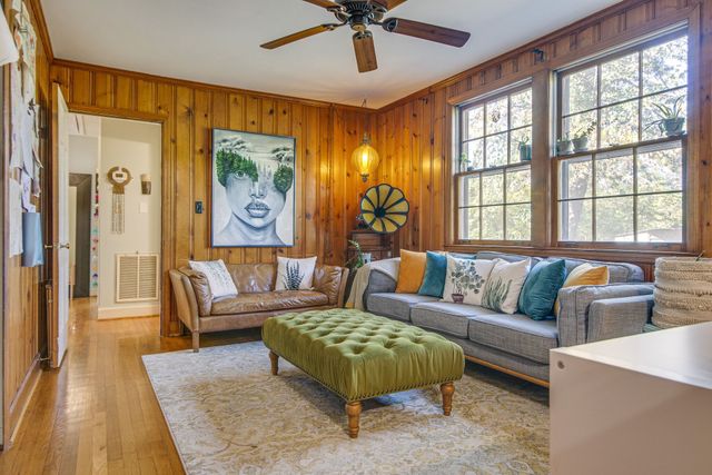 1930 Castleman Dr, Nashville, TN 37215