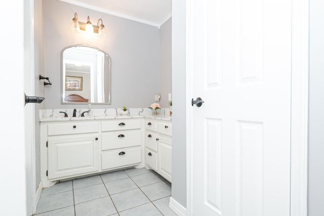 2095 N 2nd St, Felsenthal, AR 71747