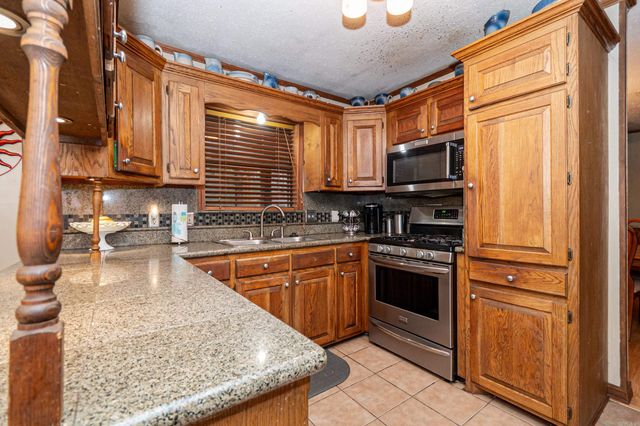 2095 N 2nd St, Felsenthal, AR 71747