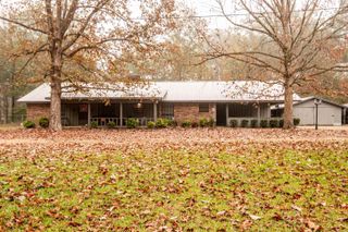 2095 N 2nd St, Felsenthal, AR 71747