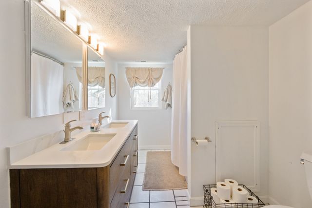 2134 Old Furnace Rd, Decaturville, TN 38329