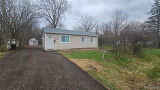1409 W Princeton Avenue, Flint, MI 48505