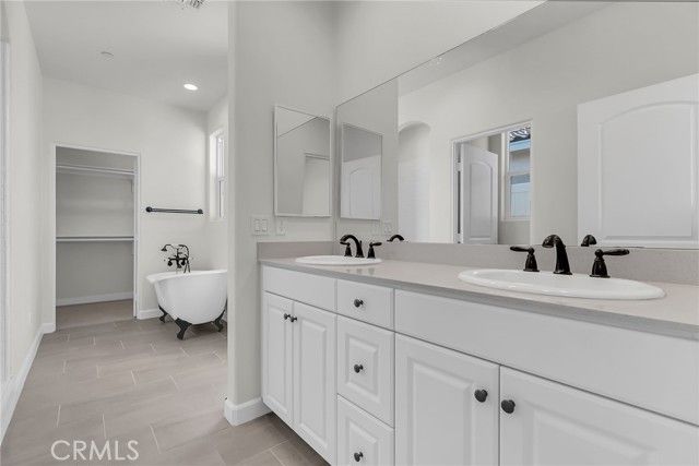 7408 Desert Sky Drive, Yucca Valley, CA 92284