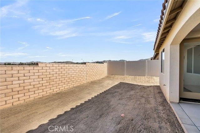 7408 Desert Sky Drive, Yucca Valley, CA 92284