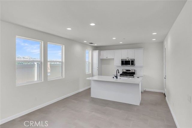 7408 Desert Sky Drive, Yucca Valley, CA 92284