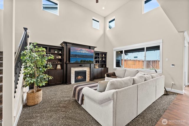 5703 146th Street Ct E, Puyallup, WA 98375