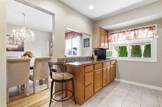 245 Seaford Avenue, Massapequa, NY 11758