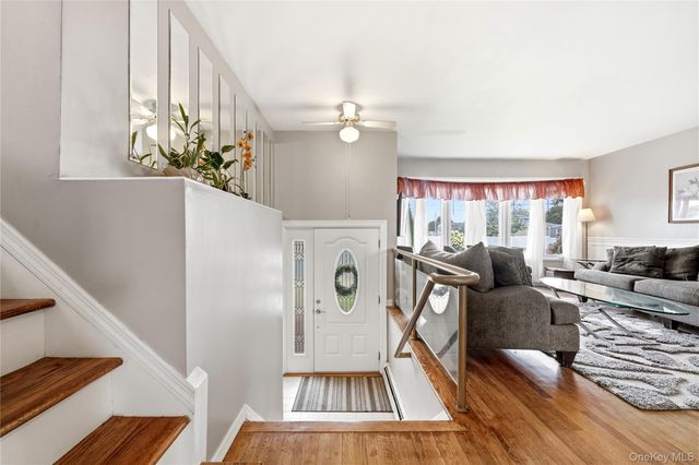 245 Seaford Avenue, Massapequa, NY 11758
