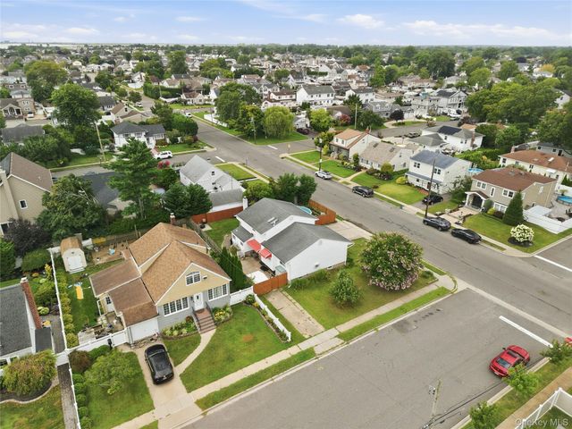 245 Seaford Avenue, Massapequa, NY 11758