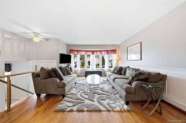 245 Seaford Avenue, Massapequa, NY 11758