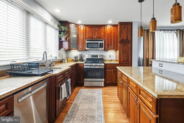 7200 SHALKOP ST, Philadelphia, PA 19128
