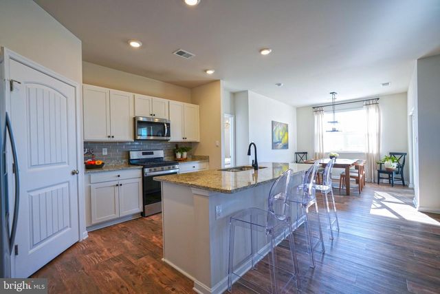 30698 WATERFRONT DR, Millsboro, DE 19966