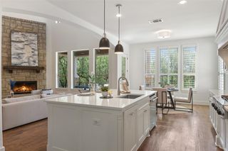 402 Tempranillo WAY, Austin, TX 78738