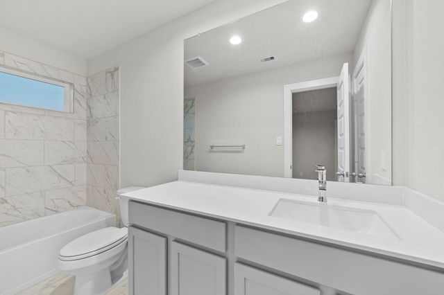 3015 Boulder Ridge Drive, Rosenberg, TX 77471