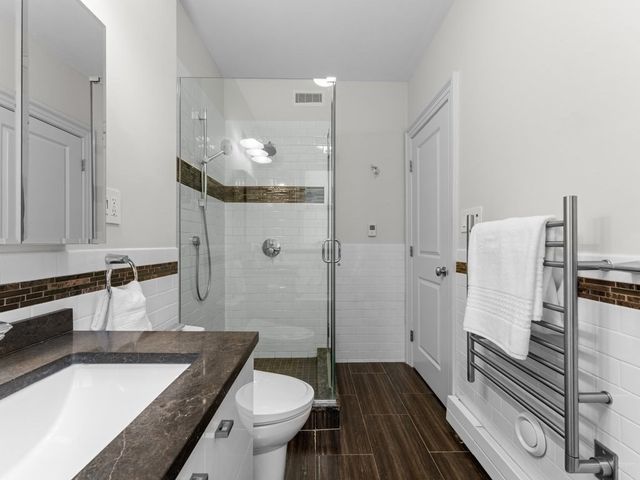 101 Winthrop Rd 1, Brookline, MA 02445