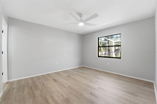 5737 DEER HOLLOW LANE W, Sarasota, FL 34232