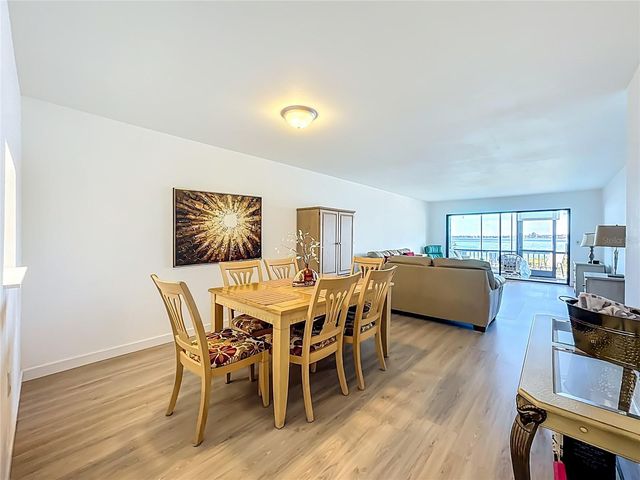 1511 PELICAN POINT DRIVE BA180, Sarasota, FL 34231