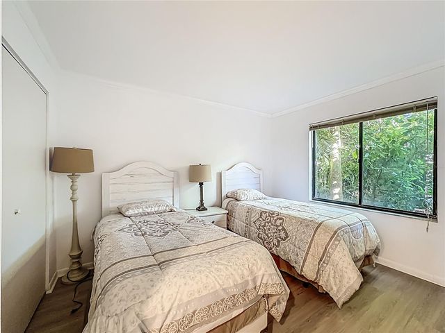 1511 PELICAN POINT DRIVE BA180, Sarasota, FL 34231