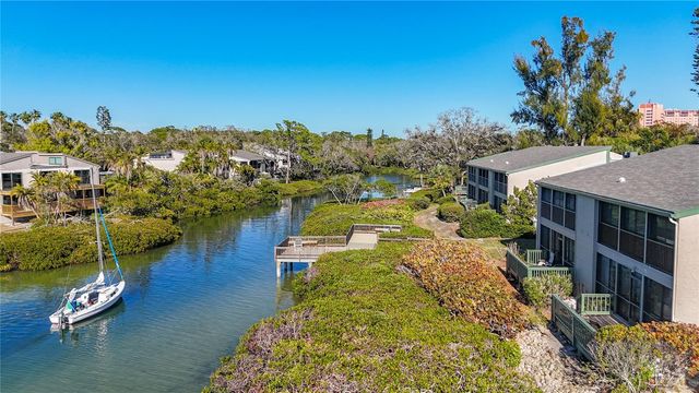 1511 PELICAN POINT DRIVE BA180, Sarasota, FL 34231