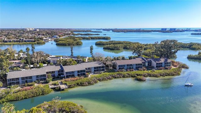 1511 PELICAN POINT DRIVE BA180, Sarasota, FL 34231