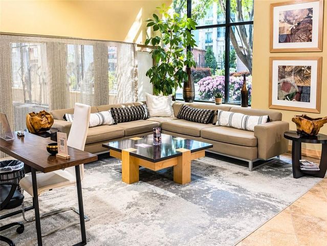 401 NW 16th Street NW 1271, Atlanta, GA 30363