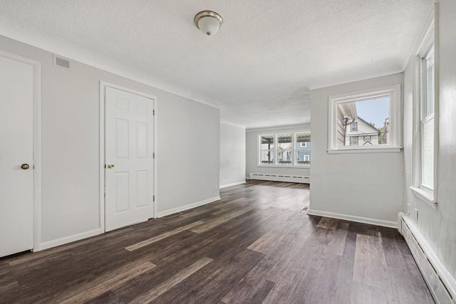 1017 E Pearson STREET, Milwaukee, WI 53202