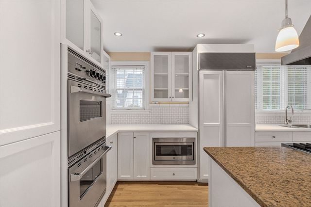 9 Kenway St, Cambridge, MA 02138