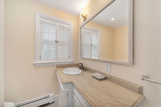 9 Kenway St, Cambridge, MA 02138
