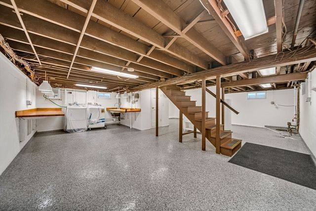9 Kenway St, Cambridge, MA 02138