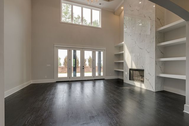 3004 Strickland Dr, Nashville, TN 37221