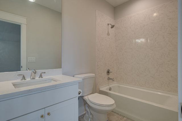 3004 Strickland Dr, Nashville, TN 37221