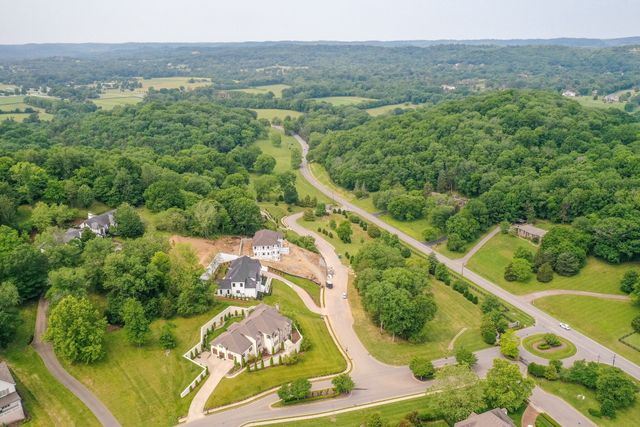 3004 Strickland Dr, Nashville, TN 37221