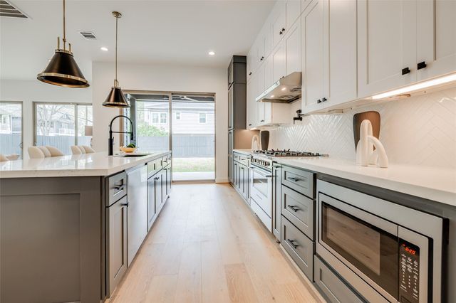 6008 Maxie Street, Houston, TX 77007