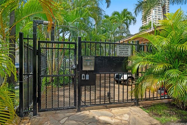 1060 Kamehameha Highway 3408A, Pearl City, HI 96782