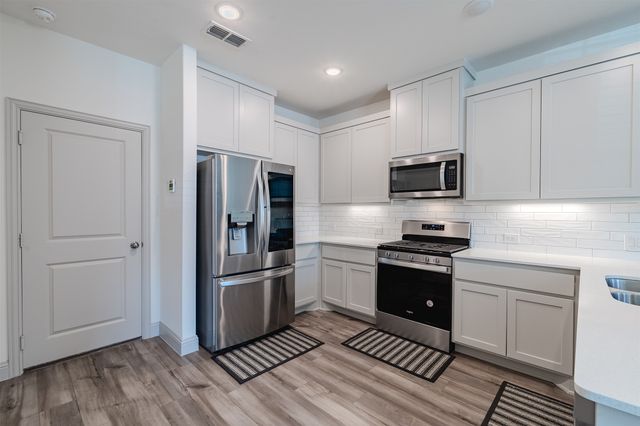 2509 Barnwood Lane, Garland, TX 75042