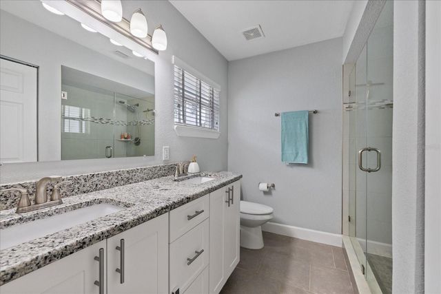 6909 N LOIS AVENUE, Tampa, FL 33614