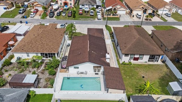 6909 N LOIS AVENUE, Tampa, FL 33614