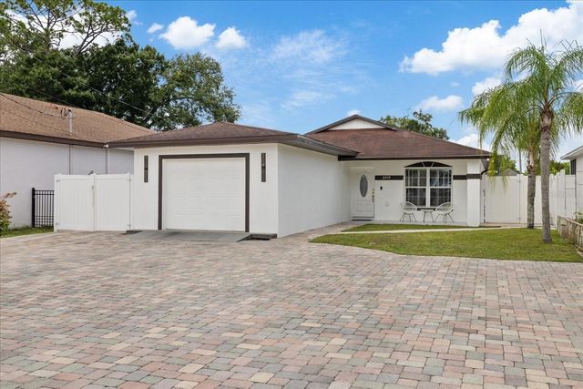 6909 N LOIS AVENUE, Tampa, FL 33614