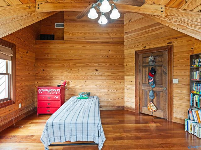 760 Charley Patterson Road, New Market, AL 35761