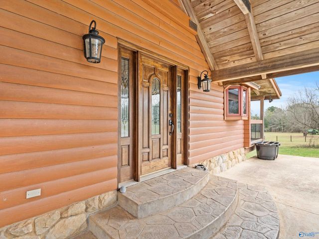 760 Charley Patterson Road, New Market, AL 35761