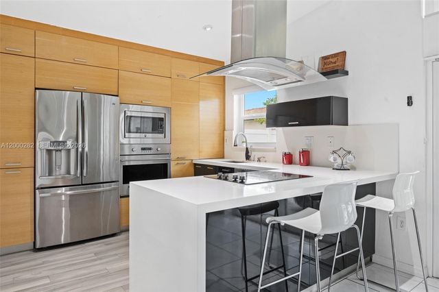 2715 SW 137th Ter, Miramar, FL 33027