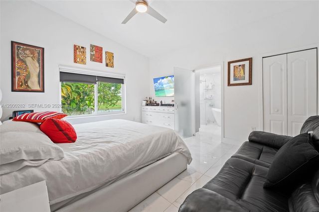 2715 SW 137th Ter, Miramar, FL 33027