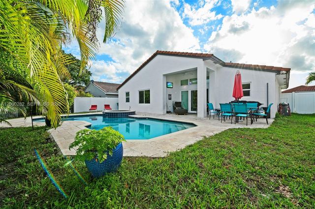 2715 SW 137th Ter, Miramar, FL 33027