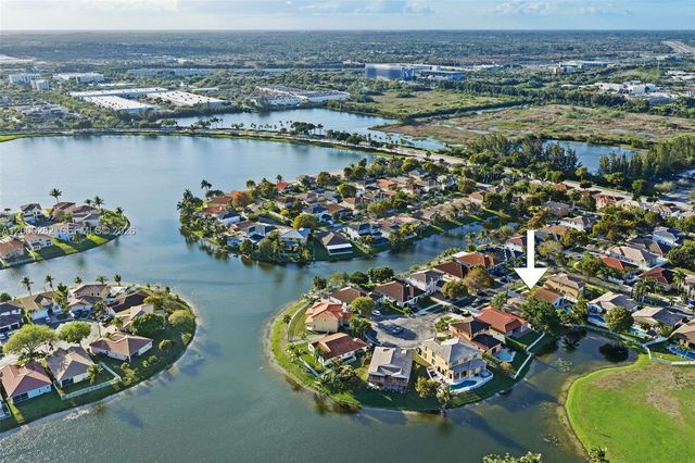 2715 SW 137th Ter, Miramar, FL 33027