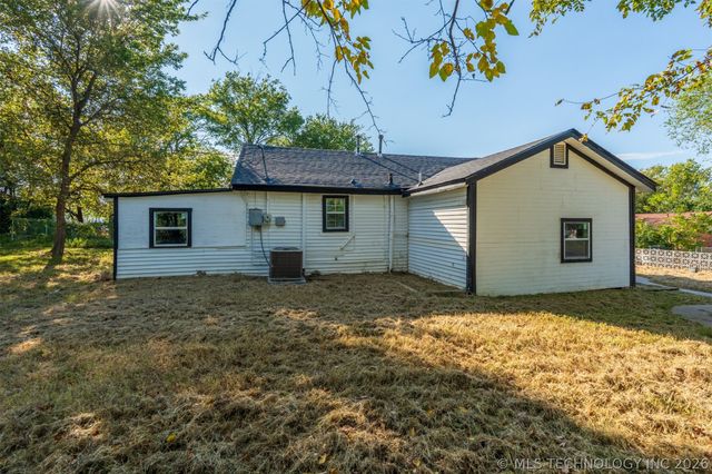 12 E Mill Avenue, Sapulpa, OK 74066